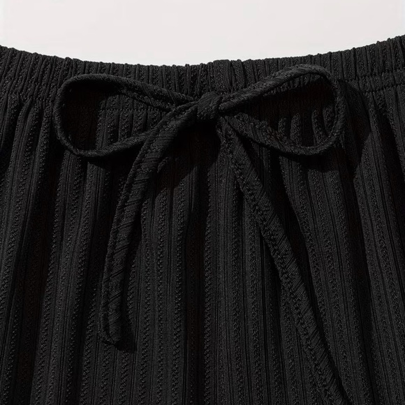 3 pc Super Cute/Cozy Black Semi Sheer W/ Lace Trim Sleepwear/lounge wear Set - Picture 4 of 7